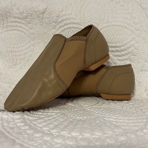 Child Jazz shoes, size 1.5